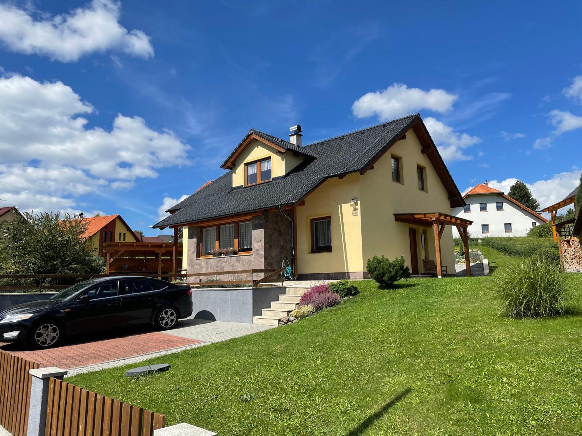 Apartman U Kovaru Касперске Хори Екстериор снимка